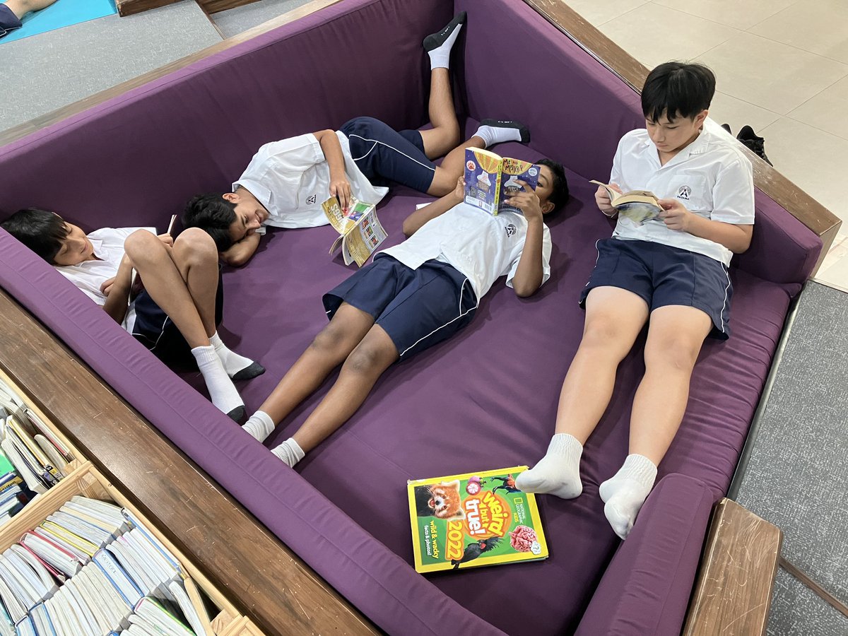 Bangkok Patana Library tweet media