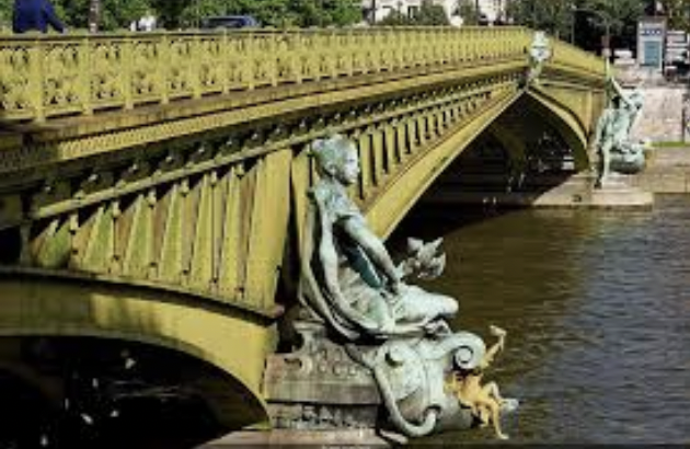 dlsquinabol's tweet photo. II. A. Capitale de la culture
+ 200 musées
📅Renaissance créat° Collège Royal par François 1er
✅Source d’inspirat° artistiq s'auto-alimente
Poème Le pont Mirabeau @GuillaumeApollinaire 1912
@LéoFerré 1953
@MarcLavoine 2001
#CultureGénérale #ParisVilleCapitale #BTS24 #Révisions https://t.co/V6DN3PpGaQ