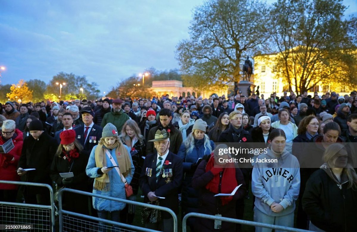 The #dukeofEdinburgh represents the #RoyalFamily at the morning service in honor of #AnzacDay at the #Wellington Arch in #London He and Sophie will also attend the #thanksgiving service. #PrinceWilliam and #KingCharlesIII will not be present. #Royals #PrinceofWales #Edinburgh