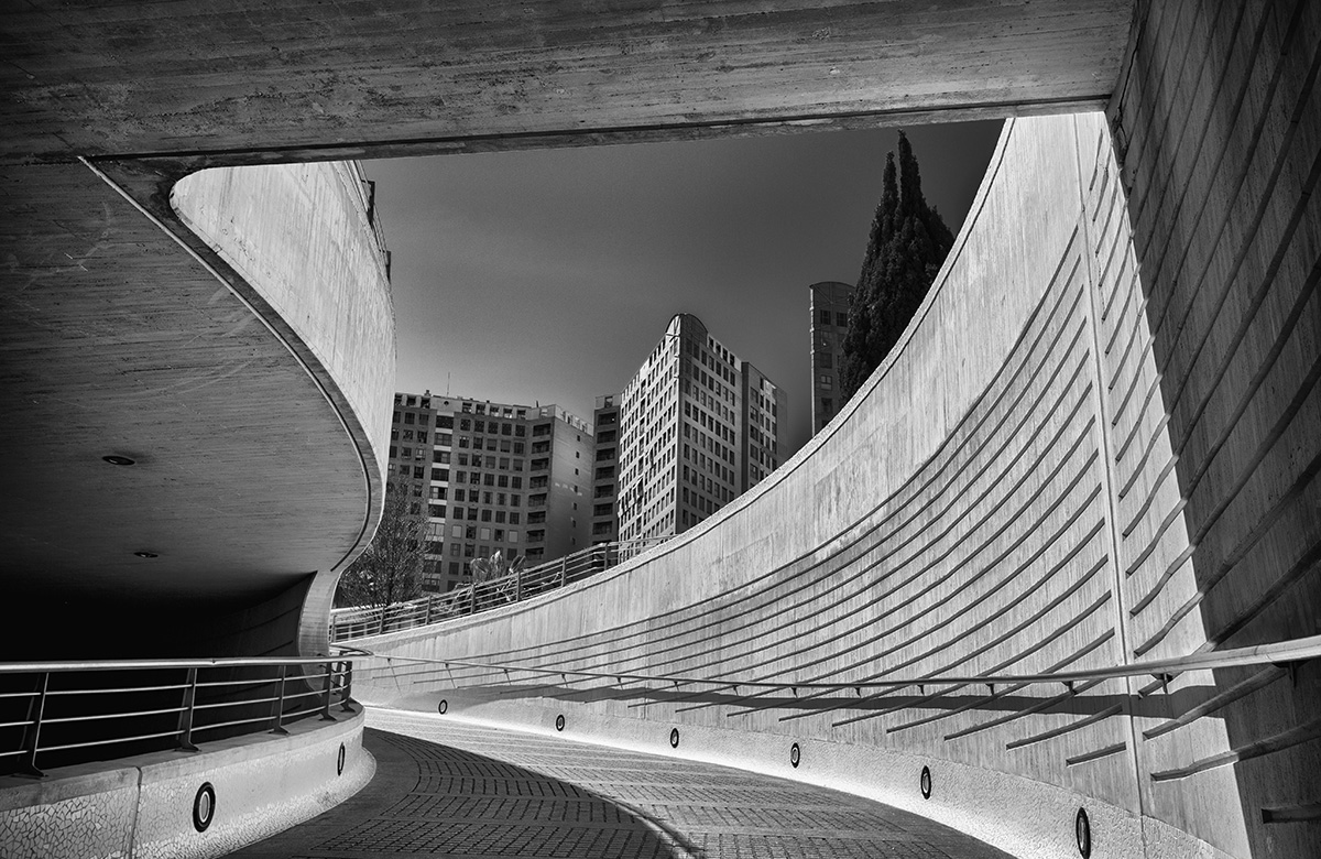 A World Awaits. @ThePhotoHour #architecture #valencia #blackandwhitephotography #canoncamera  #streetphotography