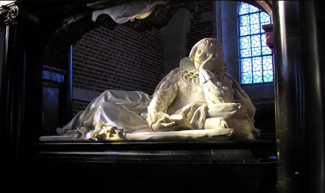 stefdesvosges's tweet photo. il y a 1 an le gisant de Catherine de Clèves épouse d'Henri le balafré duc de Guise dans l'ancienne chapelle des Jésuites à Eu https://t.co/5n62jUfjJe