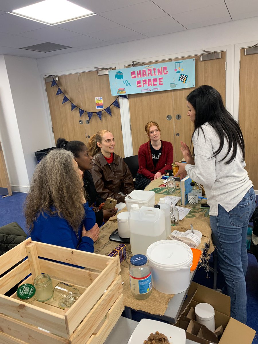 Amazing sess yest/y at r @EcoShowandTell Sharing Space in Finchley. Sustainable home care. Just look at the bathroom stats on the poster…? @Ashden_org