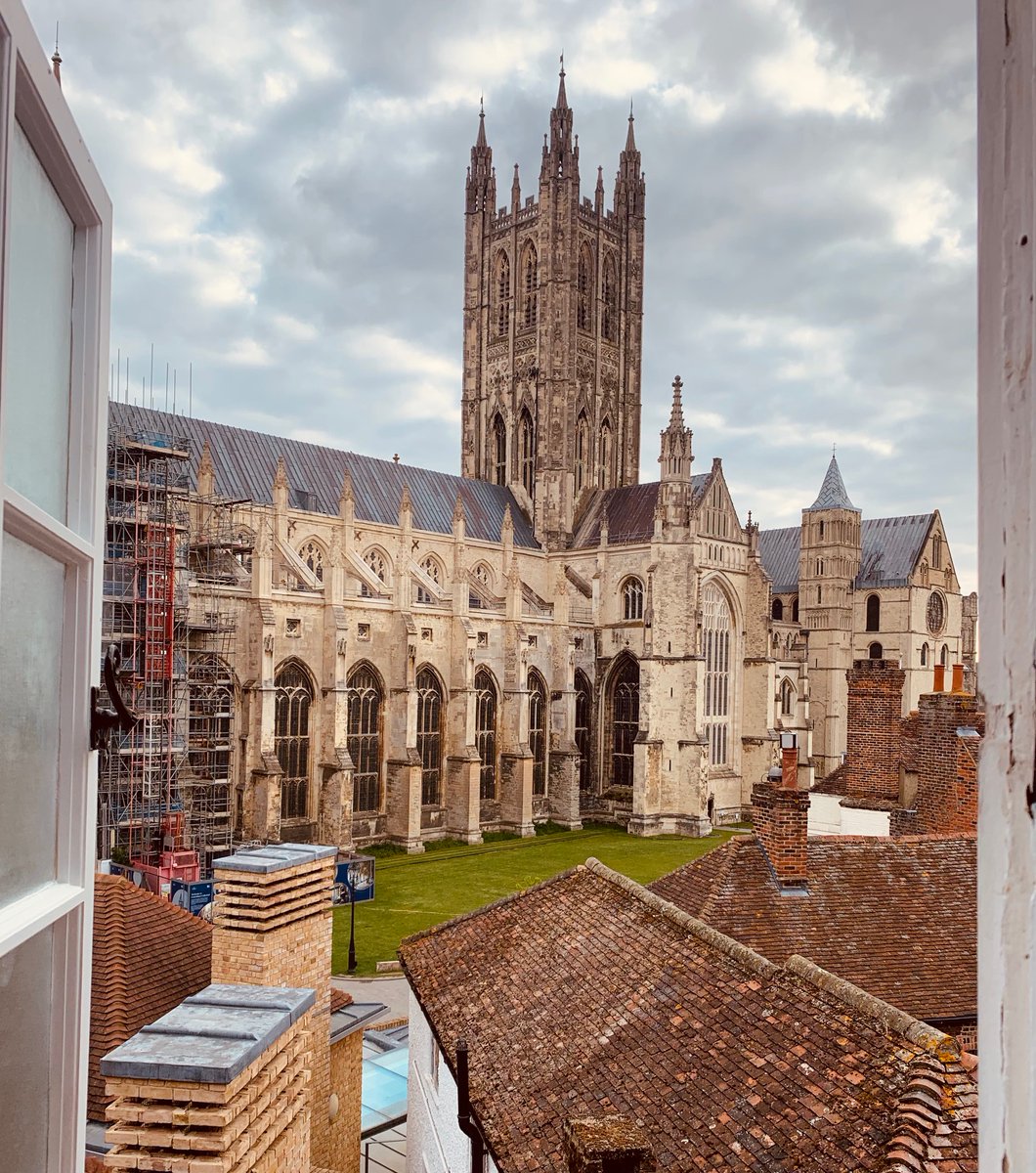 Wasn't anticipating this view from my bathroom window this morning! Bishop @_mikeroyal and I are at @CburyCathedral for the consecration of @TheOutsider40 as Bishop of Edmonton. Very grateful for Anderson's ecumenical heart. @ChurchesEngland