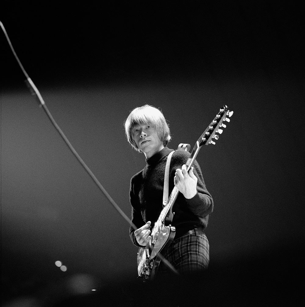 #TheRollingStones - Mercy, Mercy: youtu.be/AesFUXqt6RA?si…

Line up:
#BrianJones - guitar (chords & main riff)
#MickJagger - vocals
#KeithRichards - guitar (chords & lead fills)
#BillWyman - bass guitar
#CharlieWatts - drums

Photo: #GeredMankowitz