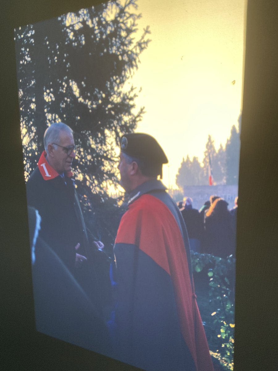 La mia personale storia dell’Italia repubblicana parte con la scelta fatta da Antonio in Puglia, perché mi ha insegnato che “La storia siamo noi. Siamo noi padri e figli. Siamo noi Bella Ciao, che partiamo”.