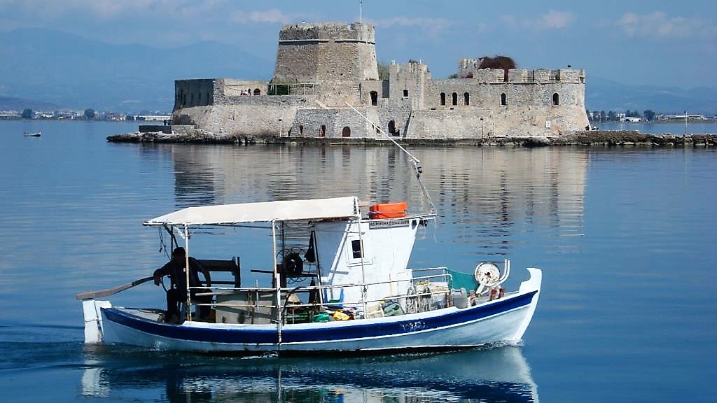OmiloHellas's tweet photo. πανέμορφο Ναύπλιο! Beautiful Nafplion!
On Saturday we will welcome the participants for the Easter course once again in our beloved Nafplion. The 22nd year we organize a course in Nafplio! 
Wishing our students a very nice trip - καλό ταξίδι
https://t.co/xsQ6NIp66l https://t.co/KeJHfipexy