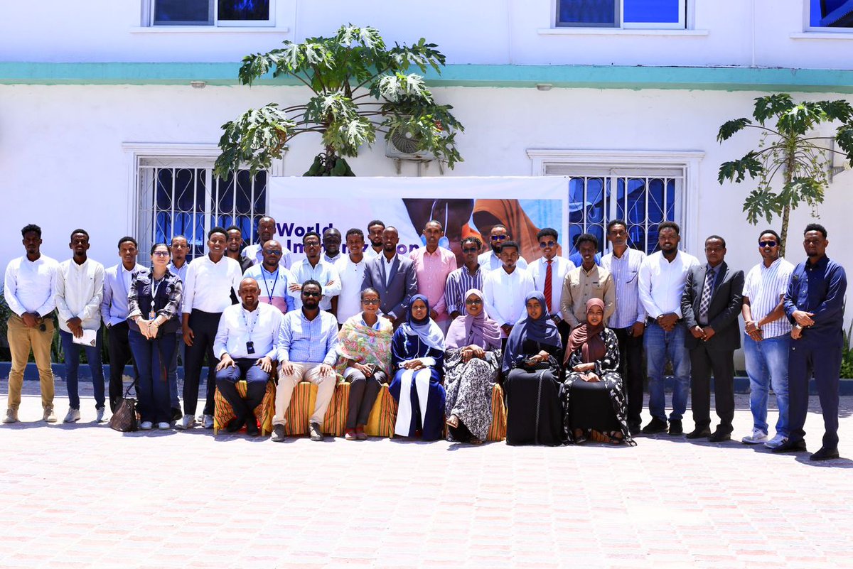 The media plays a critical role in shaping public health narratives. @MoH_Somalia working with #UNICEF & @WHOSom, held a two-day media orientation workshop on immunization for thirty journalists, empowering reporters with accurate information on immunization. #WIW2024