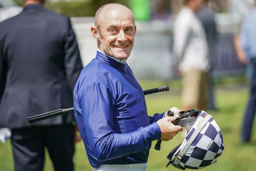 Radio Balances tweet media