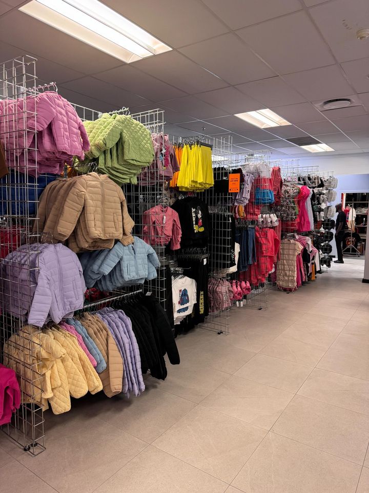 WernhilPark's tweet image. Step into STYLE at Wernhil’s newest addition.🎉 
Take your shopping experience to a new level with incredible deals and revamp your wardrobe in STYLE. 
Visit us at Wernhil, today.😉 
#Style #Wernhil #NewestAddition