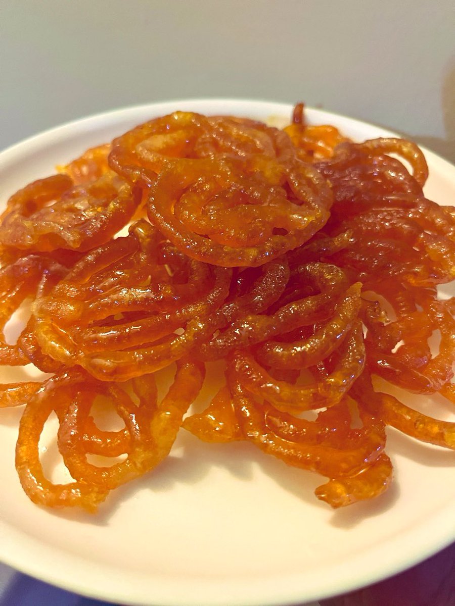 There’s no sweet better than jalebi! You can’t prove me wrong 🥹