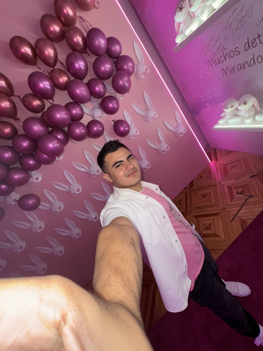 JulioLopezJL's tweet photo. El más feliz con el lanzamiento de Pink Aura 💕🥹 https://t.co/WVvpSV5dEz