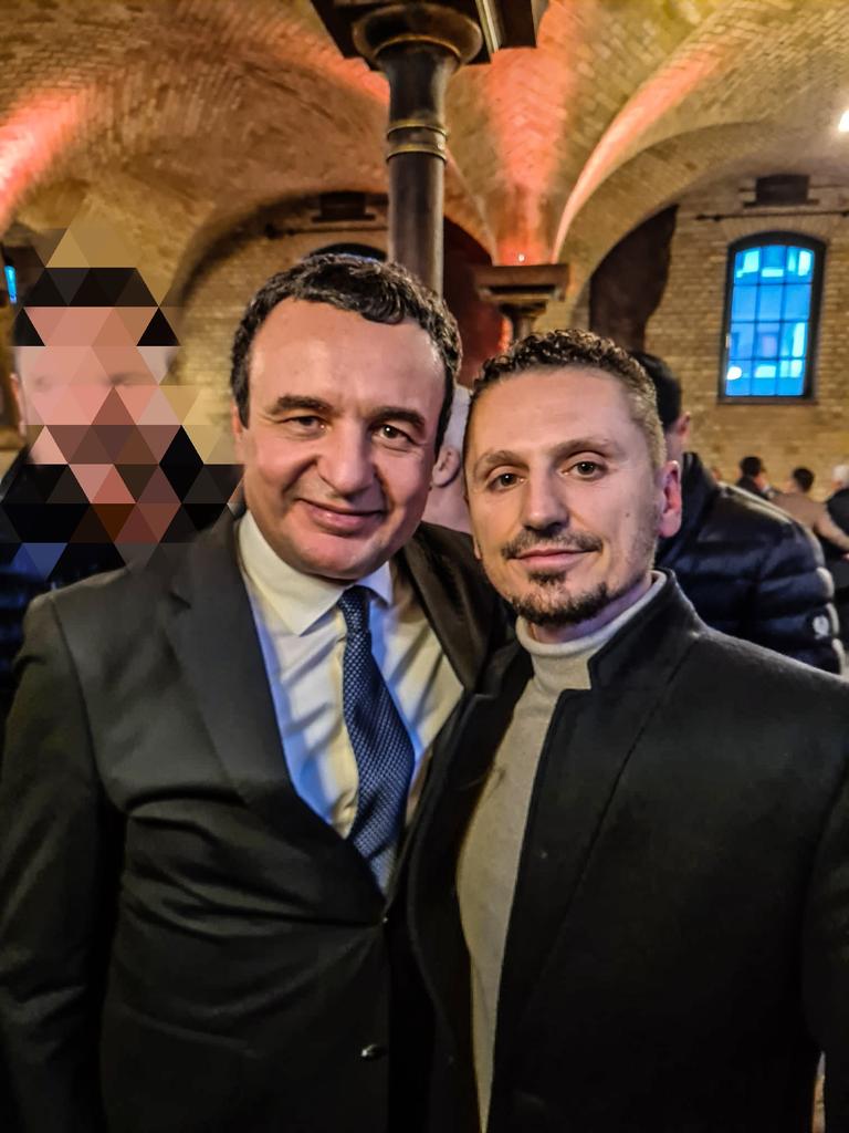 AdemJashari10's tweet photo. Me ma te mirin e Shqiptaris , ne Gjermani! PM Albin Kurti 🇦🇱 https://t.co/IEykhpEa66