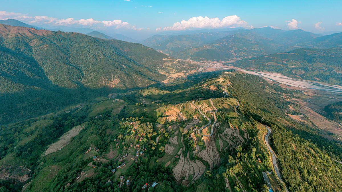 New Book!

Part guidebook, part travelogue but definitely all adventure, join author Richard Williams and photographer Manish Maharjan as they cross the Nepalese Himalayas on a mountain #bike. Yes, you read that right!⁠

To find out more head over to graffeg.com
⁠