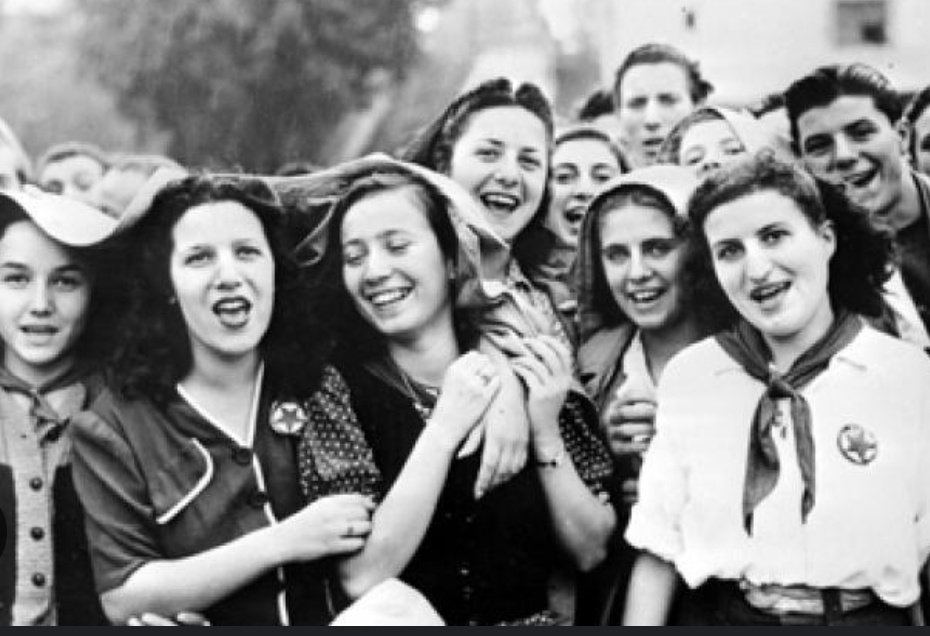 robimanga_'s tweet image. Per me il 25 aprile è bello come il Natale.

Viva il 25 aprile, viva l'antifascismo, viva la libertà 🇮🇹🌹✊
#25aprile2024 #25aprileSempre #grazienonno