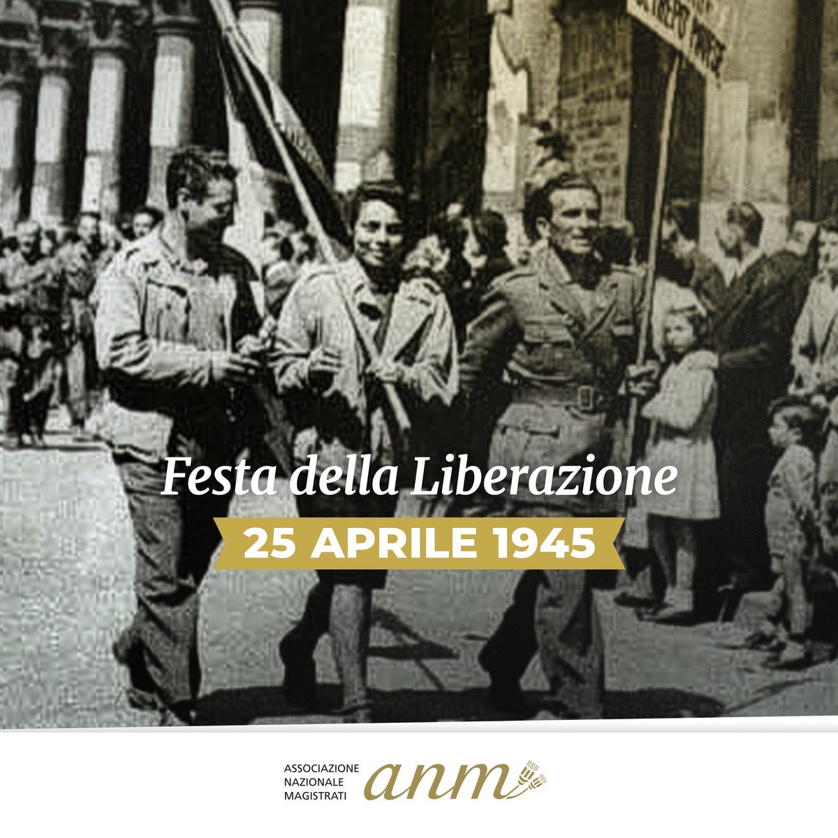 Oggi celebriamo la #Liberazione dell'Italia dall'occupazione nazifascista. La giornata del #25aprile ci ricorda i sacrifici e la strada percorsa per l’affermazione dei diritti fondamentali e dei nostri valori di pace, libertà e democrazia.