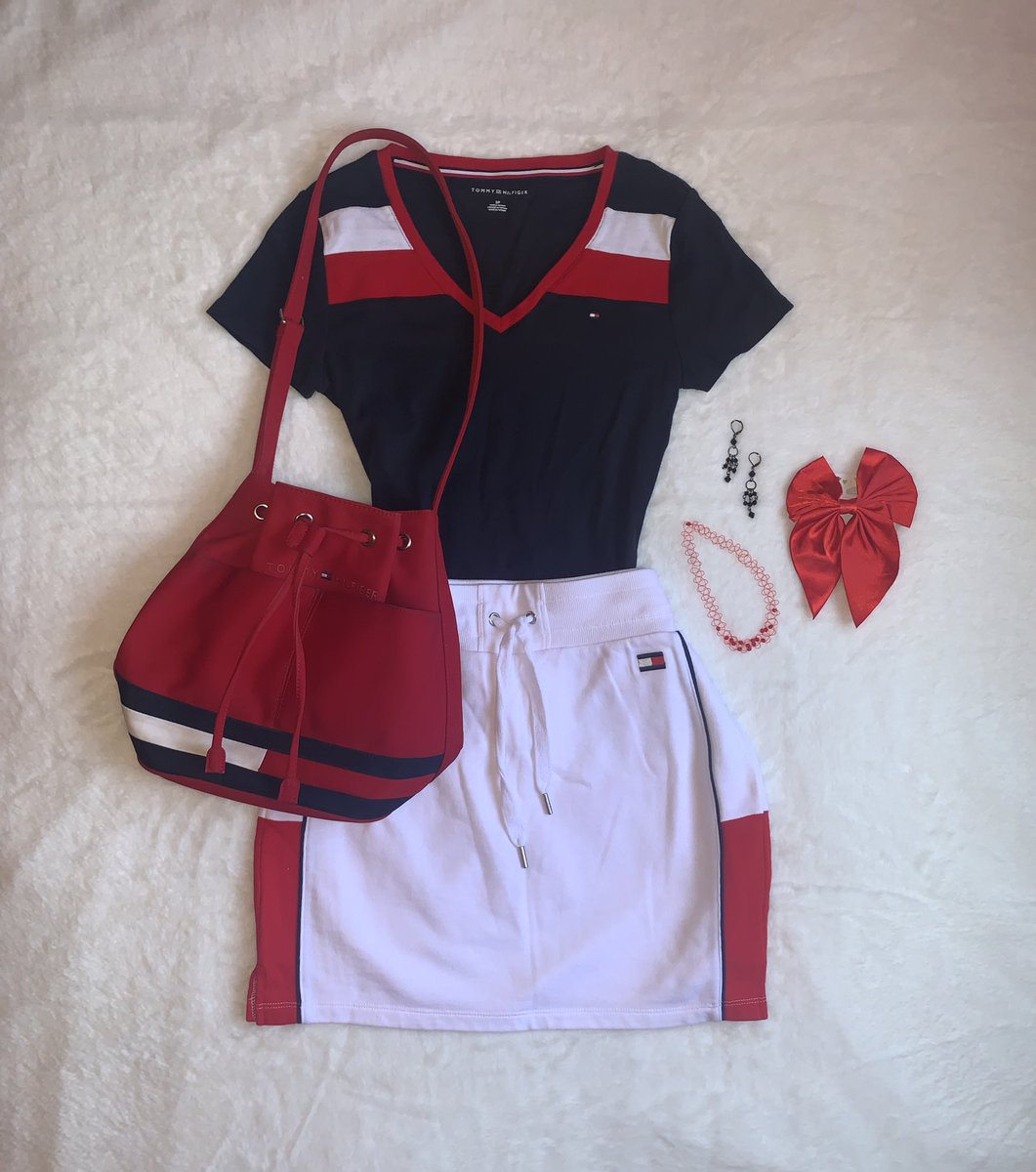 ✨Todays thrifted outfit inspo: ❤️🖤

#Thriftedfashion #Thriftedoutfit #red 
#Thriftedstyle #Secondhandoutfit #secondhandstyle #Styleinspiration #Styleinspo #style #OOTD #thrift #OotdStyle #Outfitinspo #thrifted #Fashioninspo #outfitoftheday #Fashioninspiration #TommyHilfiger