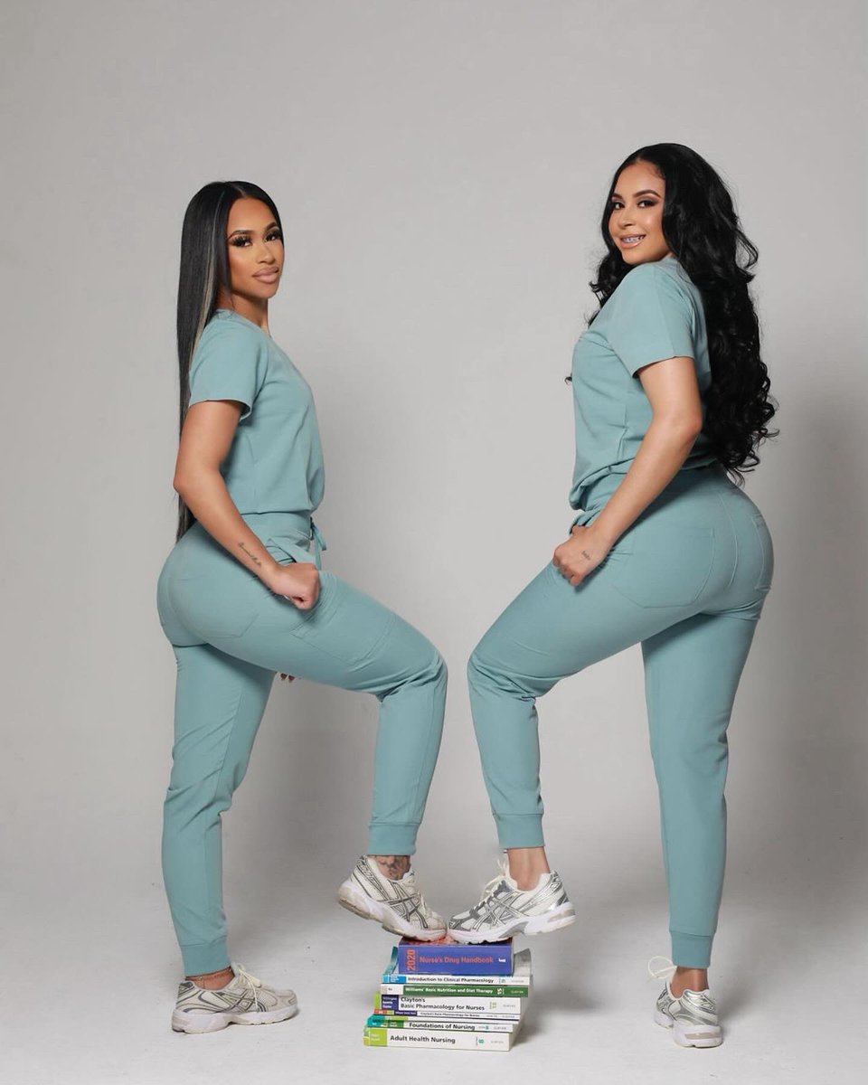 MyoniSimone_'s tweet photo. Thank you God! 

Me and my big booty bestie doing thangs 🤍 https://t.co/xoXGR5a0Pp