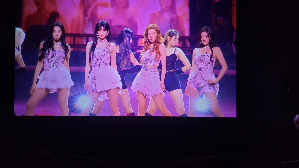 Tkank you aespa for my first kpop, cinematic experience. It was amazing ❣️ #aespa_WORLDTOUR_In_Cinemas #aespa #aespacinemas #KARINA #WINTER #NINGNING #GISELLE