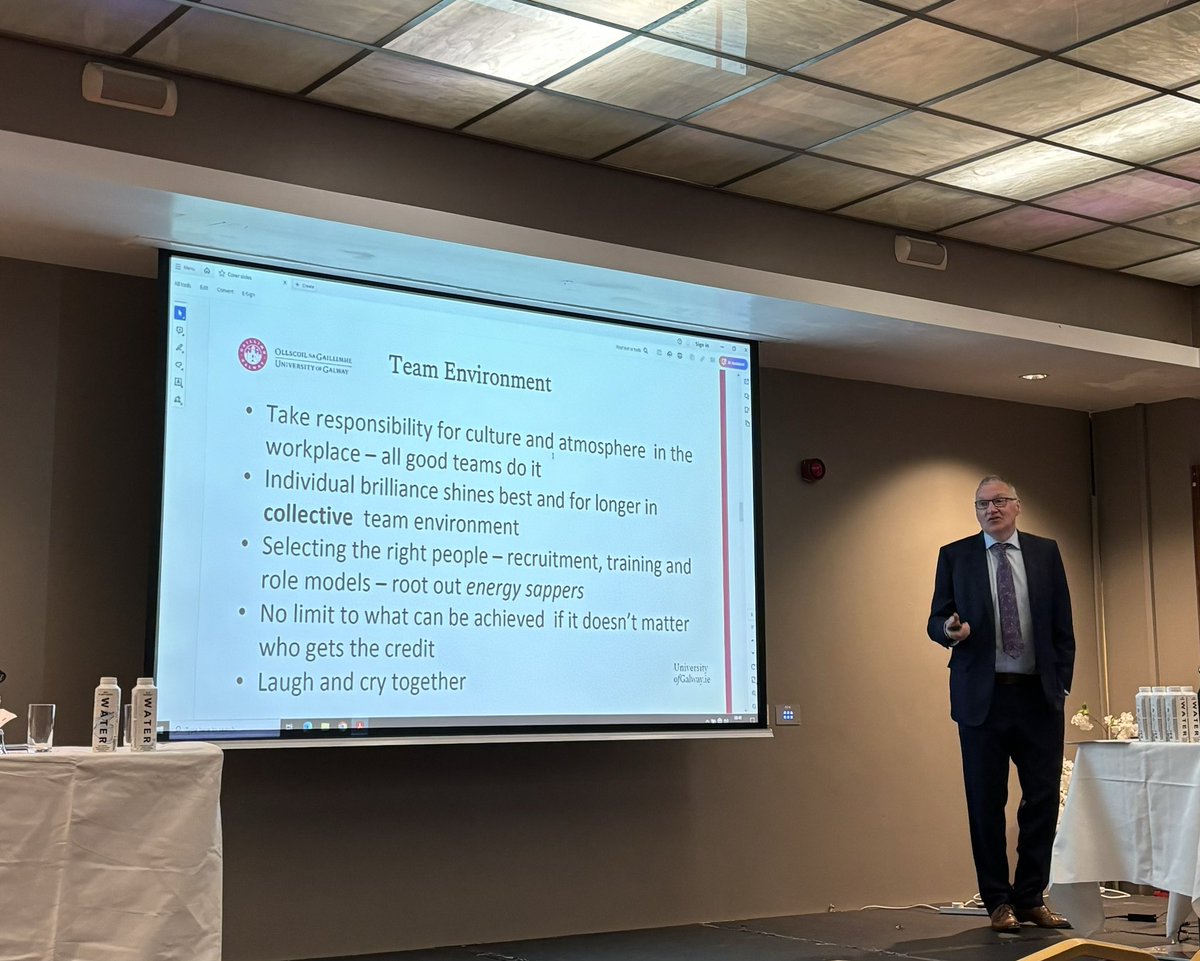 Prof Eamonn O’Shea emphasises the importance of “Individual brilliance” and how it works best & for longer only in a COLLECTIVE team environment #CriticalCareNursing Galway University Hospital @saoltagroup @nursemidwifeUoG @nmpduwest @fi_corbett @anitamcglynn