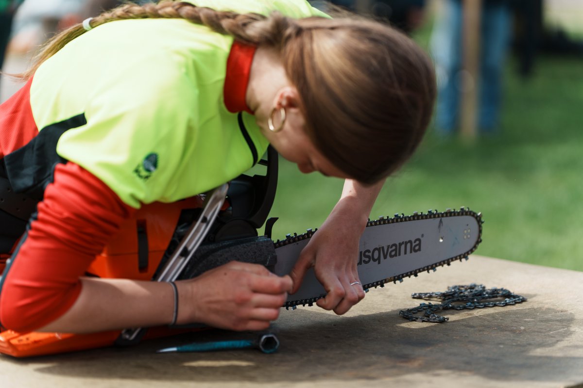 Forestry School from Kraljevo #Serbia hosted the 26th International competition of Forestry Schools in the field of forestry and woodworking. Promoting employment possibilities in the forestry sector, practical work, encourage competition spirit and networking of participants.