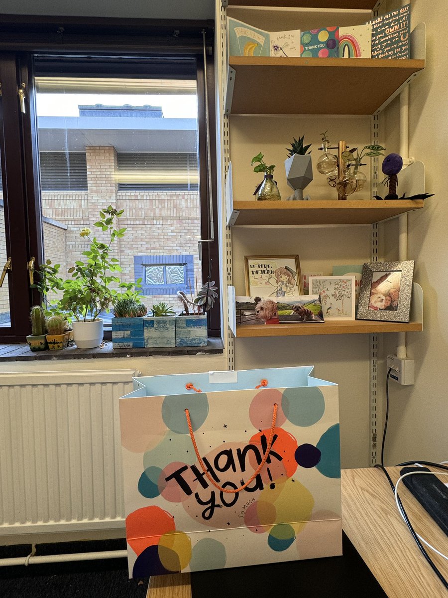 A lovely thank-you card-gift from a PhD (soon to graduate) student I helped with writing their CV and cover letter. They got a job! 😊 #womeninscience #lovemyjob