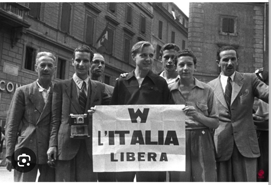 Buona Liberazione a tutti! Una Liberazione diversa, perché nei giorni precedenti sono successe cose splendide. Giorni non banali perché il 23 aprile era la giornata mondiale del libro e il 24 aprile era la giornata di mezzo tra la celebrazione dei libri e della Liberazione ❤️