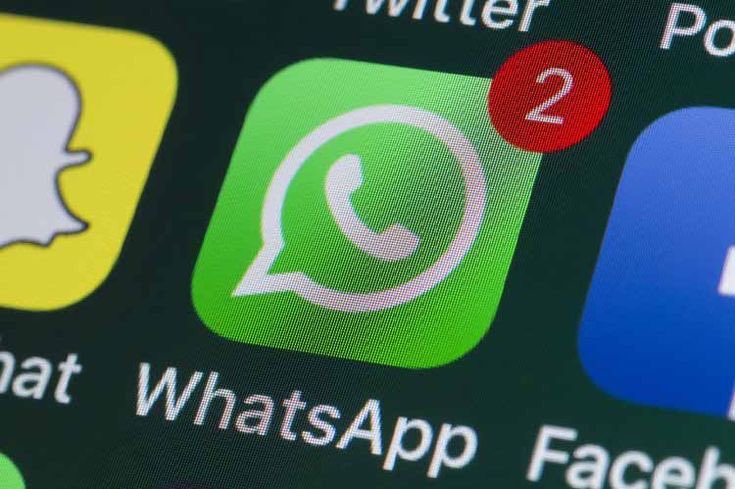 According to WaBetaInfo report, WhatsApp is developing new feature to simplify data sharing even without internet access.
This feature will allow users to share #photos, #videos, #documents, etc. without requiring an internet connection.
#WhatsApp #NewFeature