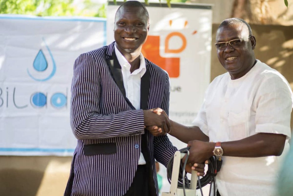 Comment une ONG peut-elle se retirer de manière durable d'un pays bénéficiaire tout en garantissant un développement local continu ? L'exemple de BILADA œuvre au #BurkinaFaso . A lire ici : hub.antenna.ch