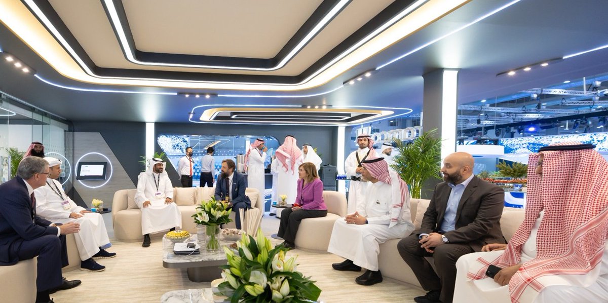 CiscoSaudia's tweet photo. At #LEAP24, an MoU was signed by @aramco and Cisco to collaborate on supporting Aramco’s digital transformation, including AI and IoT, cybersecurity and collaboration solutions.

#DigitalTransformation #AI #IoT #cybersecurity #collaboration 
#CiscoLEAP #CiscoSaudi https://t.co/t0M9dJNbKf
