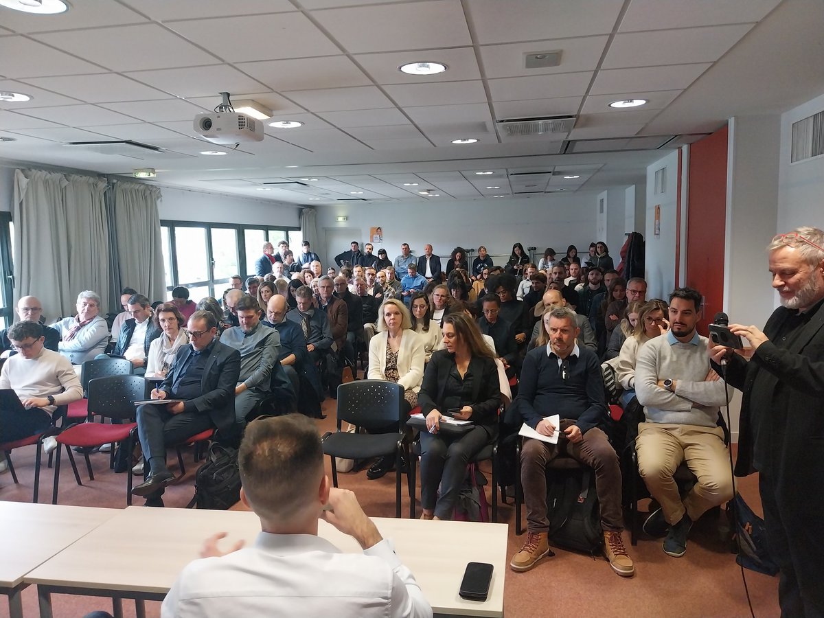 RCF puy-de-dôme (@rcfpuydedome) on Twitter photo Lancement du Printemps des #IA au CDP #ClermontFerrand #Auvergne #economie <a href="/YannickSocquet/">Yannick Socquet ∞</a> <a href="/cmarginier/">Charles Marginier</a> <a href="/LBaleydier/">Laurent Baleydier</a> Lancement du Printemps des #IA au CDP #ClermontFerrand #Auvergne #economie <a href="/YannickSocquet/">Yannick Socquet ∞</a> <a href="/cmarginier/">Charles Marginier</a> <a href="/LBaleydier/">Laurent Baleydier</a>