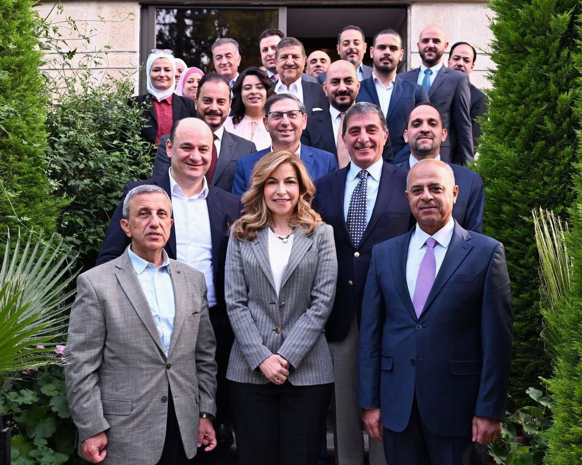 ForumJef's tweet photo. حضرت سمو الأميرة غيداء طلال، رئيسة هيئة أمناء مؤسسة ومركز الحسين للسرطان، تقديم ورقة سياسات جديدة تتناول اقتصاديات التدخين في الأردن خلال جلسة حوارية عُقدت في المنتدى الاقتصادي الأردني.

لقراءة الخبر كاملاً:

https://t.co/bhrWZti4IR https://t.co/GVN32xCNql
