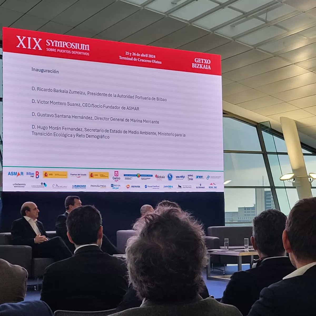 ⚓ Les directives de #PortsGeneralitat participen en el XIX Simposi sobre ports esportius a Getxo, Biscaia, per conèixer els projectes de futur i les línies estratègiques del sector portuari.