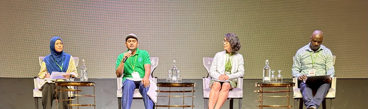 At the Agroecology Conference, 3 speakers shared their knowledge on how community seed system promotes partnerships & fairness through the co creations of knowledge, citizen science, connectivity, social & cultural values. 🧵 @FundAgroecology @consumer_penang #AECoSS2024