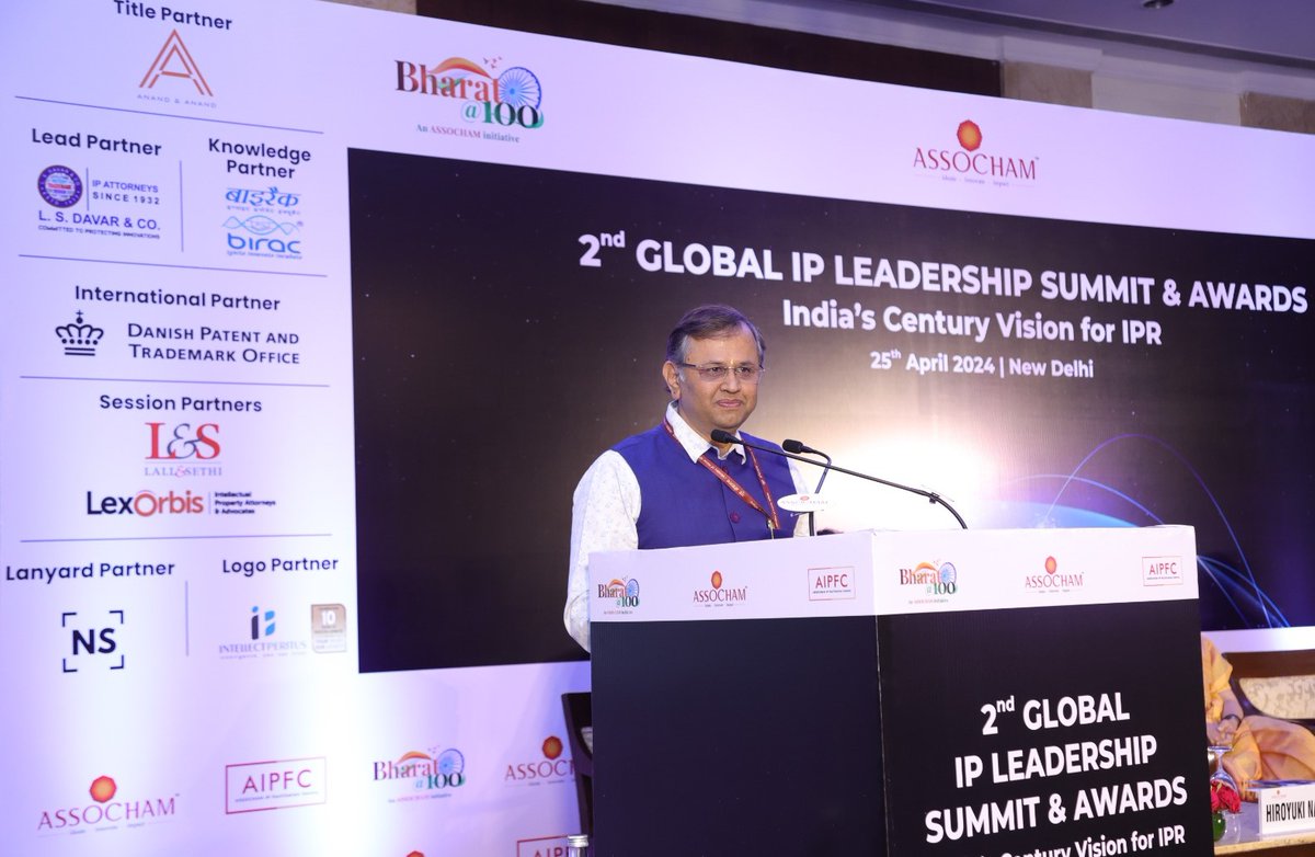 Prof. (Dr.) Unnat P. Pandit, Controller General of Patents, Designs & Trademarks, (CGPDTM), GoI, graced the 2nd IP Leadership Summit & Awards as our chief guest. In his address, he emphasized the significance of #IntellectualProperty (IP). He acknowledged: 🔸The contributions of