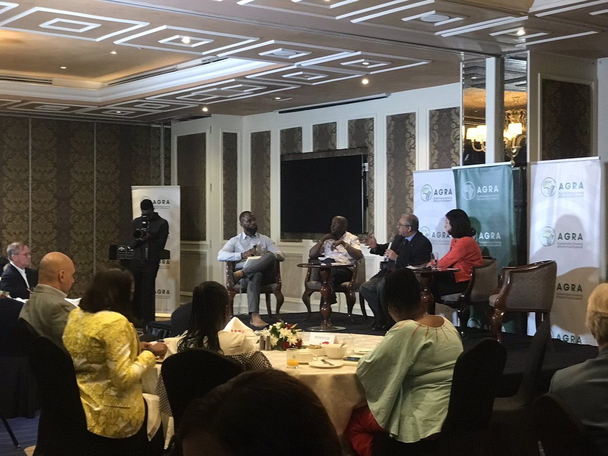 otindede's tweet photo. #RegenerativeAgriculture is pivotal to achieving sustainable #FoodSystems in Africa.

Earlier today, I participated in the breakfast roundtable hosted by @AGRA_Africa.

Issues that underpin regenerative agriculture and its related technologies were elaborated. https://t.co/jMlmsmSmDZ