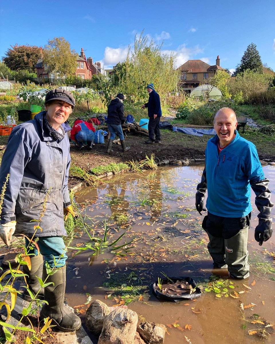 Grab A Grant! @volunteering_uk #ActionEarth now taking applications for £250 grants. Priority given to groups in #Scotland that #MakeSpaceForNature in areas of multiple deprivation or work with disabled & vulnerable people. Guidance: rb.gy/86erg Funded by @NatureScot