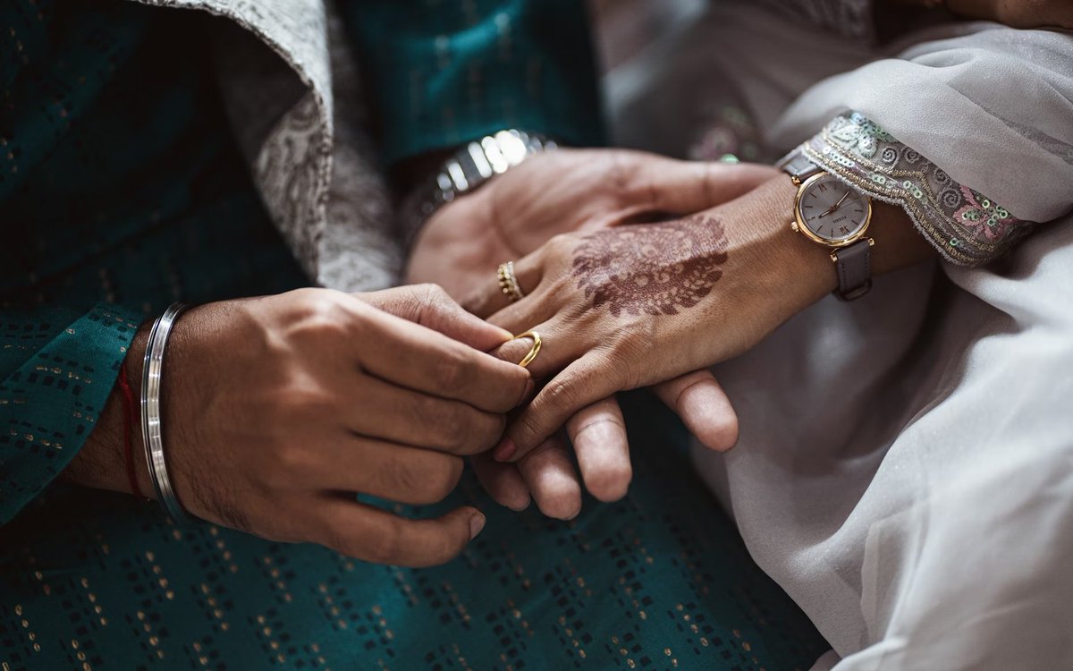 Love, Lies, and the Law: The Quandary of Criminalising False Promise to Marry (FPM) in India Mihika Poddar untangles the socio-legal issues that arise from this criminal provision. ohrh.law.ox.ac.uk/love-lies-and-…