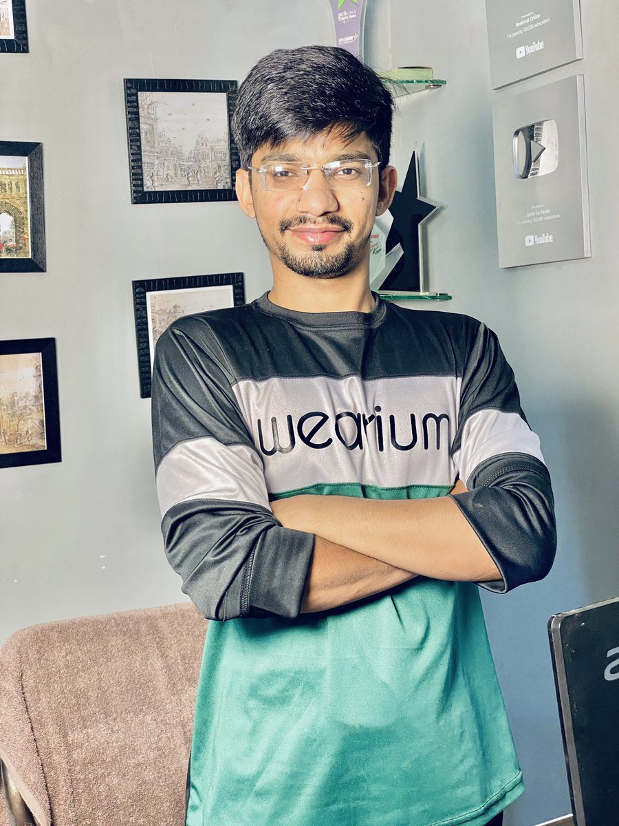 aqeelmarketer's tweet photo. Content alone does NOT build

If that was true, every Linkedin guru would be BALLING.

- Sharing case studies builds trust
- Sharing your transformation story builds trust
- Sharing your client’s stories builds trust

#aqeelmarketer #trust https://t.co/oitJkEW6H8