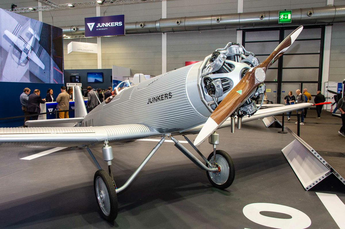 What was the star of last week's #aerofriedrichshafen show? Well, for many it was the Junkers A50 Heritage fitted with a 7-cyl Verner radial engine. The aircraft is a replica of a 1930s sport plane. Photo: Ed Hicks

flyer.co.uk/feature/aero-2…
