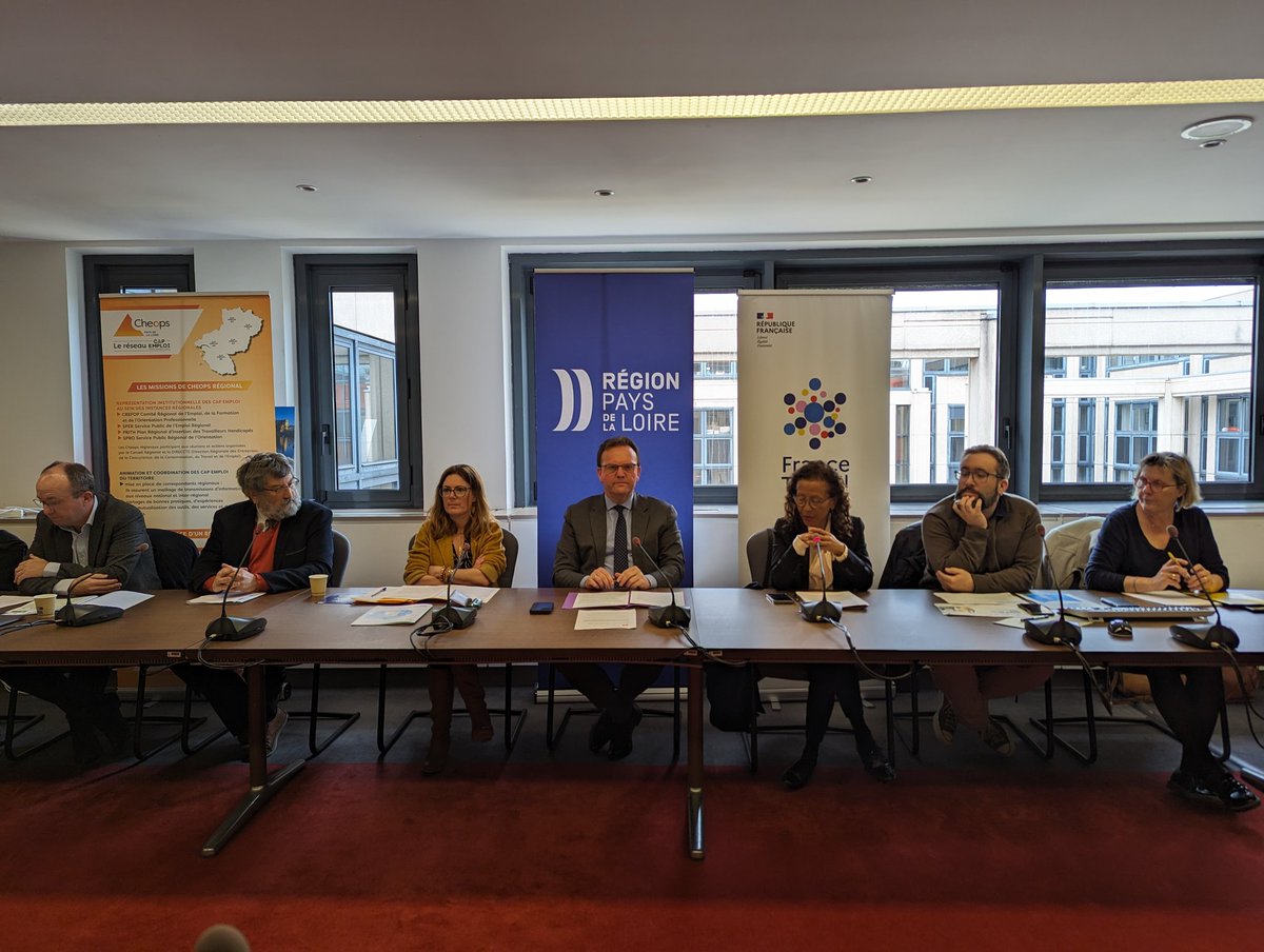 🔎 Quelles sont les intentions d’embauche des entreprises ligériennes pour 2024 ? Présentation ce matin des résultats de l’étude Besoins en main d’œuvre par <a href="/mchongwanumeric/">Martine Chong-Wa</a>, Directrice régionale <a href="/FranceTravail/">France Travail</a> #PaysdelaLoire depuis l’Hôtel de Région @PaysdelaLoire #BMO2024