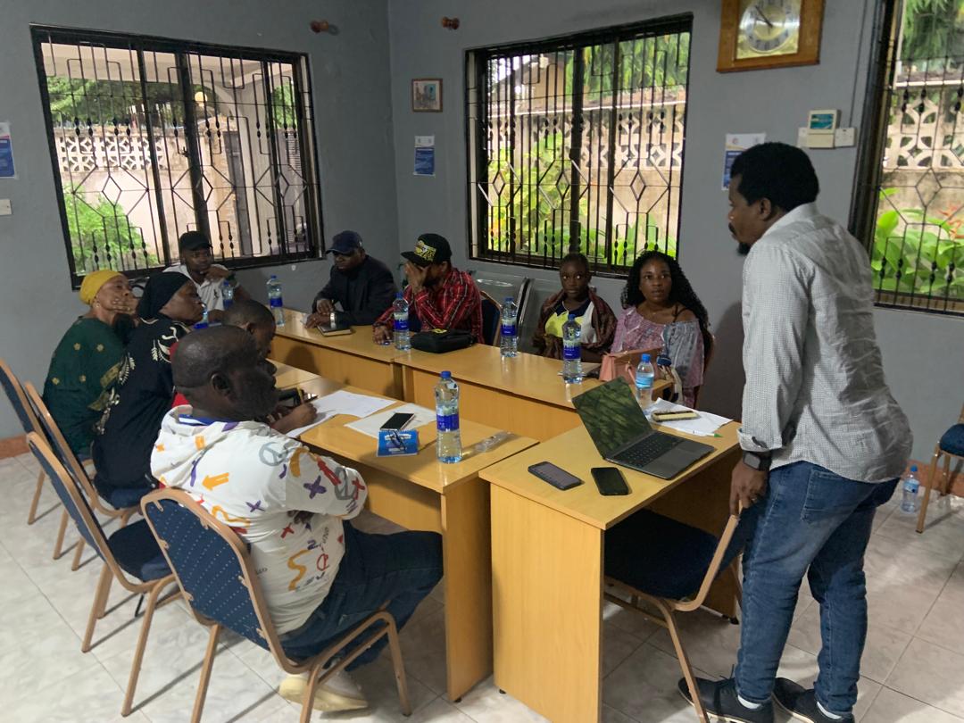 Day 3: We dived into the issues refugees are facing in Tanzania with an interactive focus group discussion with 10 refugees. 28 refugees have participated in our networking & support workshop. Thanks to @hiltonfound for the support & Dignity Kwanza @UNHCRTanzania @OxfaminAfrica