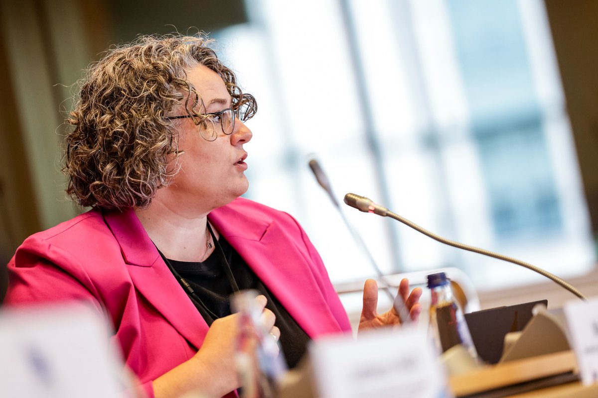 Civil society is a vital part of achieving #GenderEquality and the empowerment of some of the most vulnerable groups, such as girls and women with disabilities.
🗣️Our VP & EESC Equality Group President @SifHolst #EESCPlenary #UnionOfEquality

Watch live👇 europarl.europa.eu/streaming/?eve…