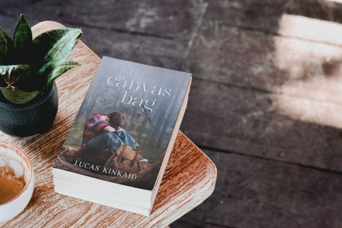 'Witness Mark's evolution as he discovers his talent for writing. @lucas_kinkaid's words create a canvas of emotions, turning Mark's journey into a masterpiece. 🎨 #WritingJourney #EmotionalCanvas amazon.com/dp/B09SGL1DD9'