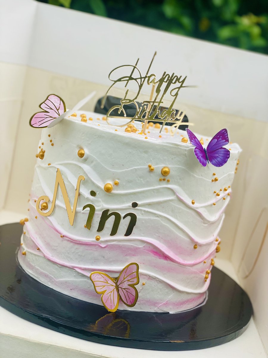 ubyicy's tweet photo. May your day be as beautiful as this cake. #ulickscake #cakesinuyo #birthdaycake #cakesinAkwaIbom https://t.co/eoK1DfVaBg
