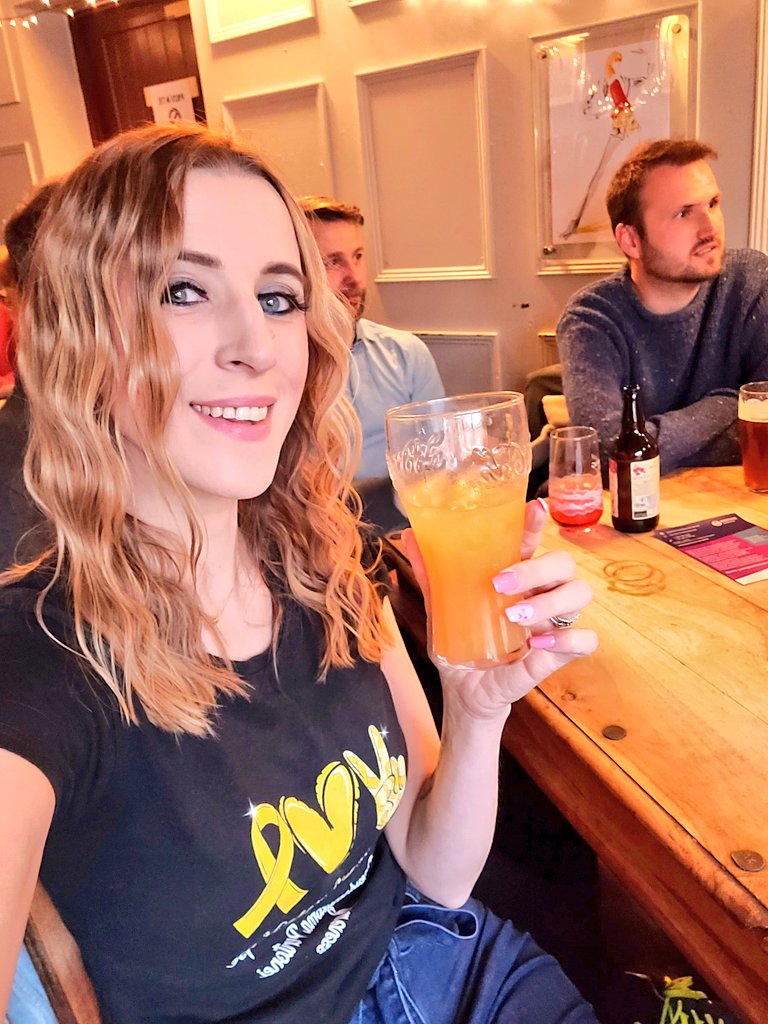 Last night I did a charity quiz night at my local Red Lyon In Slinfold West Sussex! It was in aid of <a href="/PMPSurvivor/">Pseudomyxoma Survivor</a> and I managed to raise a staggering £765!!! 

#pseudomyxoma #appendixcancerawarness #pseudomyxomaawarness #charity #sussex #cancer #rarecancer 
Incredible night! 🎗♥️