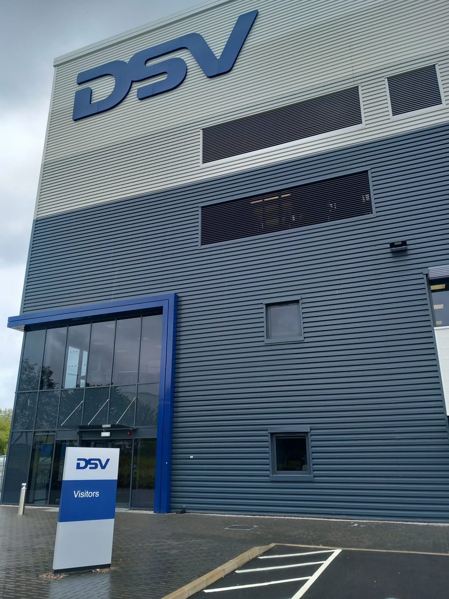 Earlier this week we were back at @DSV_global #Northampton continuing our partnership to develop better health related outcomes for staff💪 If you wish to become a NTFC Community Trust partner please contact Damon.Fox@ntfc.co.uk #ProudToBe #ConnectingCommunities