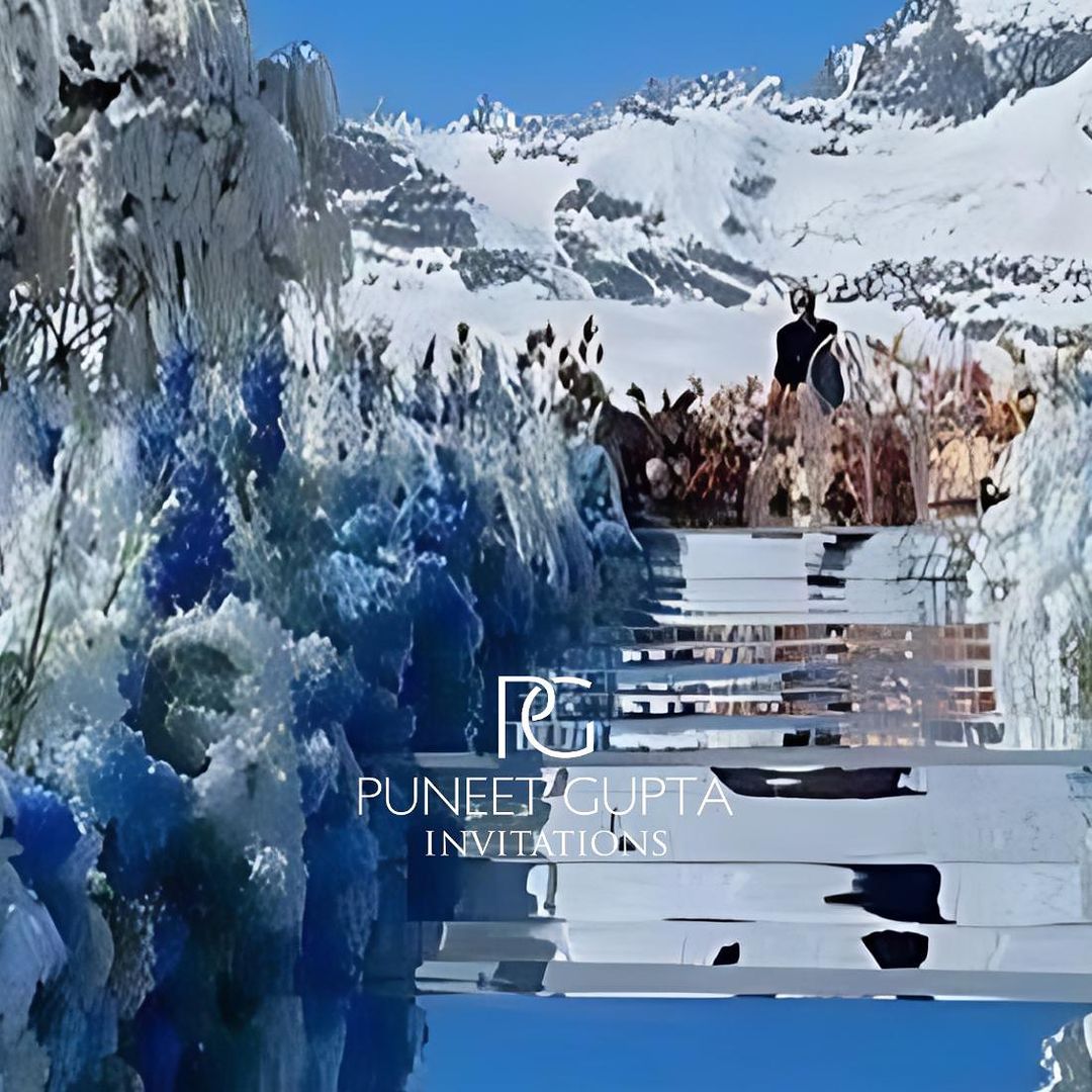 Welcome to an enchanting glimpse into a truly unforgettable celebration of love and beauty amidst the snowy peaks ok Swiss Alps.

#Swisswedding #mountainwedding #destinationwedding #luxurywedding #snowwedding #luxuryinvitations #invitationdesign #luxuryinvites