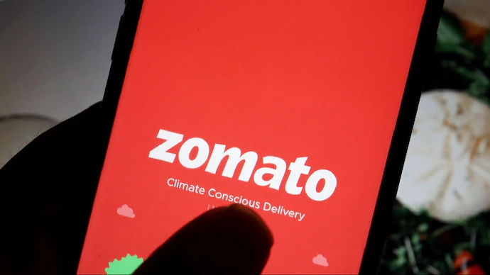 Zomato is reportedly testing a priority delivery service where customers can pay extra for faster deliveries
- Zomato has also increased its platform fee, and is now charging ₹5 extra on each order (Previously, the fee was ₹4)
- Zomato Gold members are also subject to the