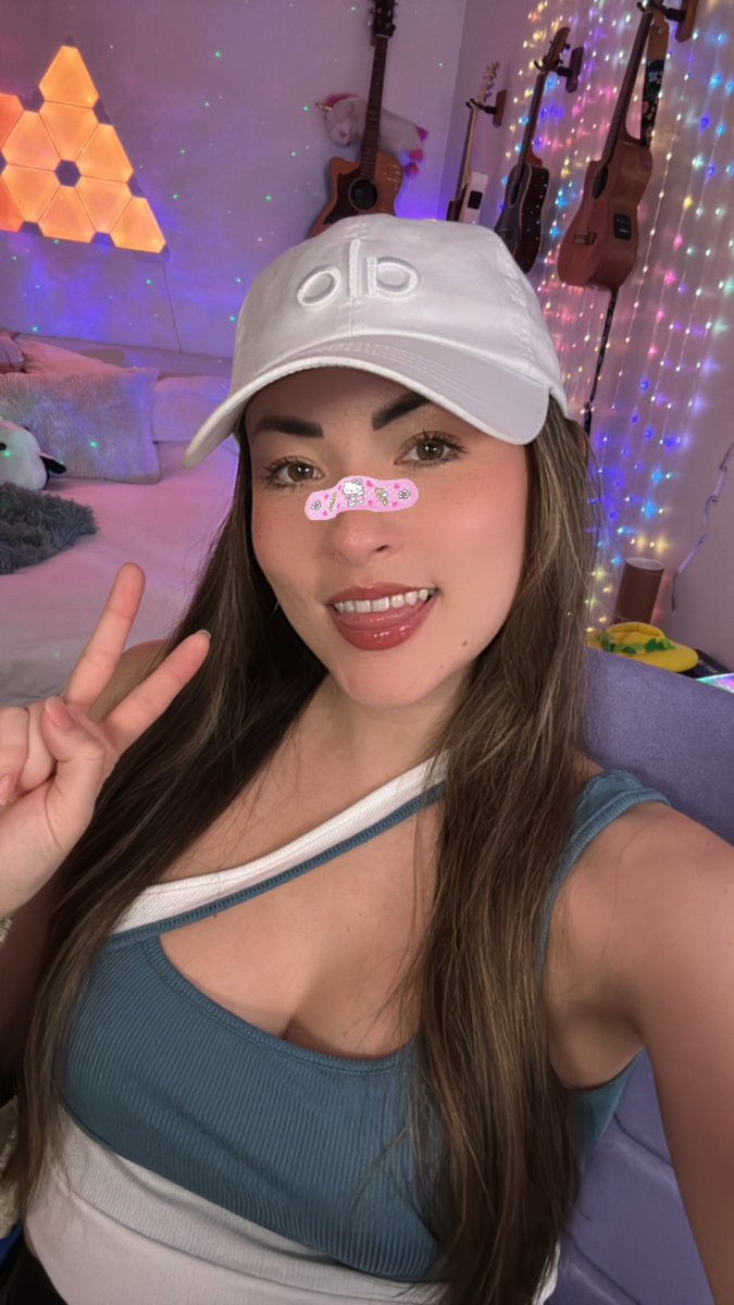 WE BACK!! It’s been a hot minuteeeee! Come hang! LIVE on all the thangs twitch.tv/ericanagashima