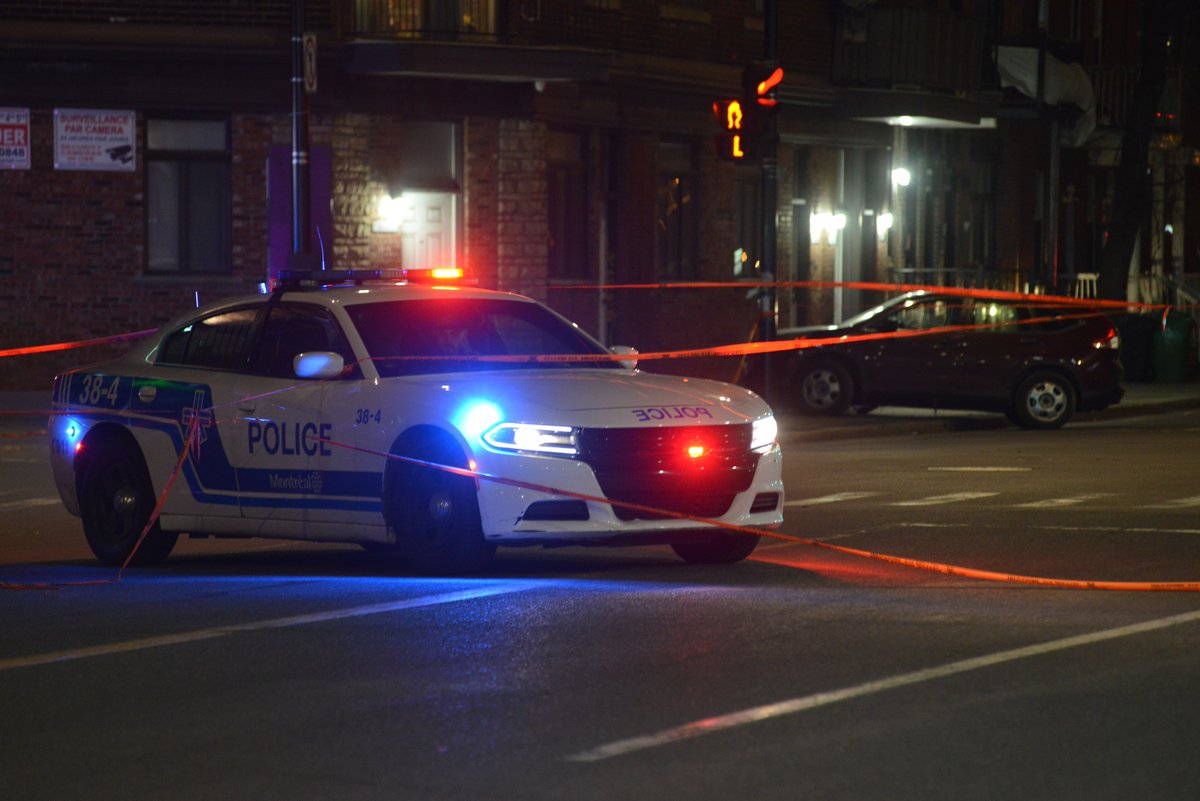 RobinEdgar's tweet image. Bureau des enquêtes indépendantes (BEI) investigation of @SPVM police shooting in Notre-Dame de Grace aka NDG on Saint Jacques Boulevard corner of Girouard.

facebook.com/robin.edgar/po…

#SPVM #MySPVM #MonSPVM #Police #PoliceShooting #PDQ9 #NDG #CDNNDG #MontréalMoments #MTLmoments